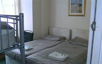 Highlander B&B Inverness Ngoại thất bức ảnh
